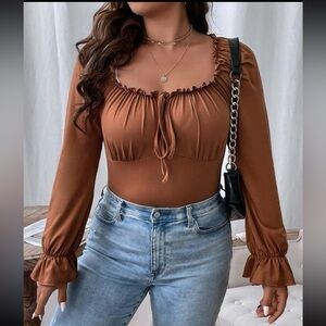 Women Plus Frill Trim Knot Front Flounce Sleeve Tee